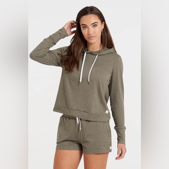 Vuori Tops - VUORI💎flawless💎Dreamknit Halo Essential Hoodie💎Heather Light Oregano💎 XL